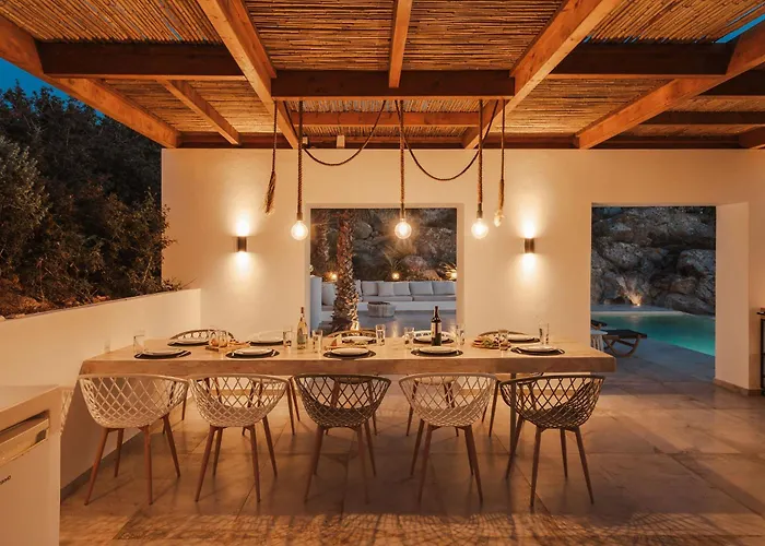 Villa Sorriso - House, Seaview, Pool